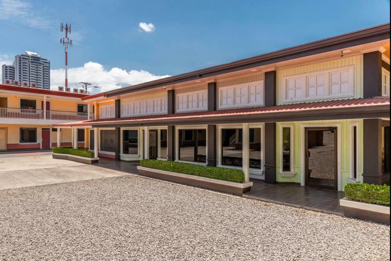 Prado Inn & Suites San José Extérieur photo
